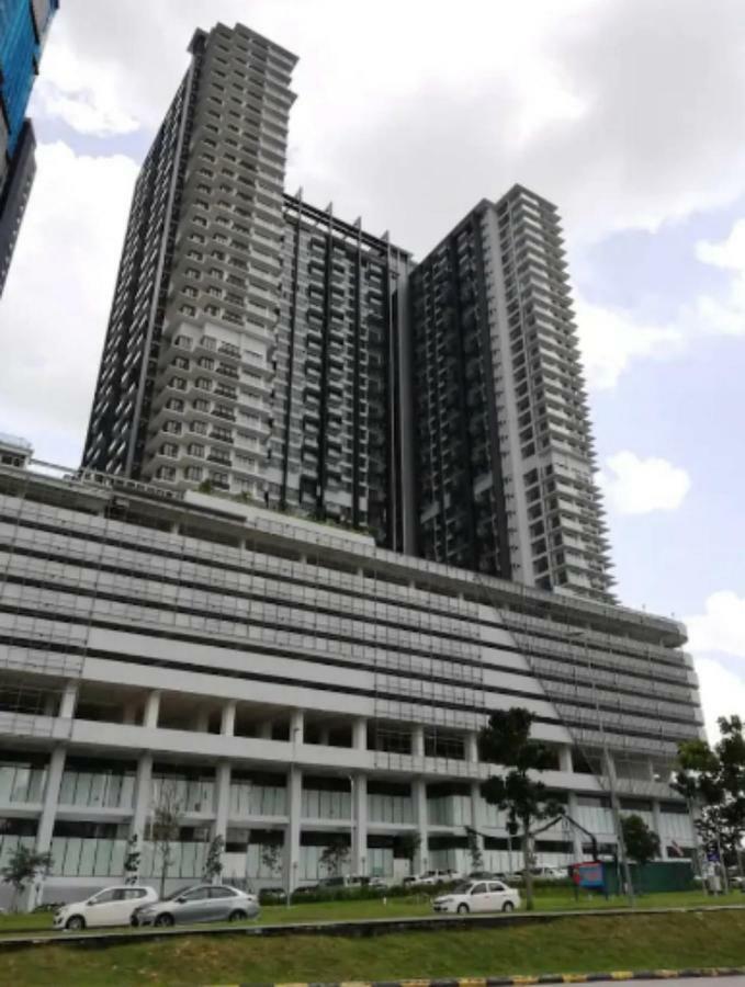 D'Pristine Legoland Apartment نوساجايا المظهر الخارجي الصورة